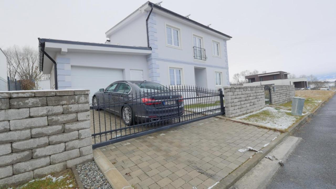 Apartmánový dom s vírivkou, Pod Sečnom, Liptovský Ján Villa Liptovský Mikuláš Esterno foto