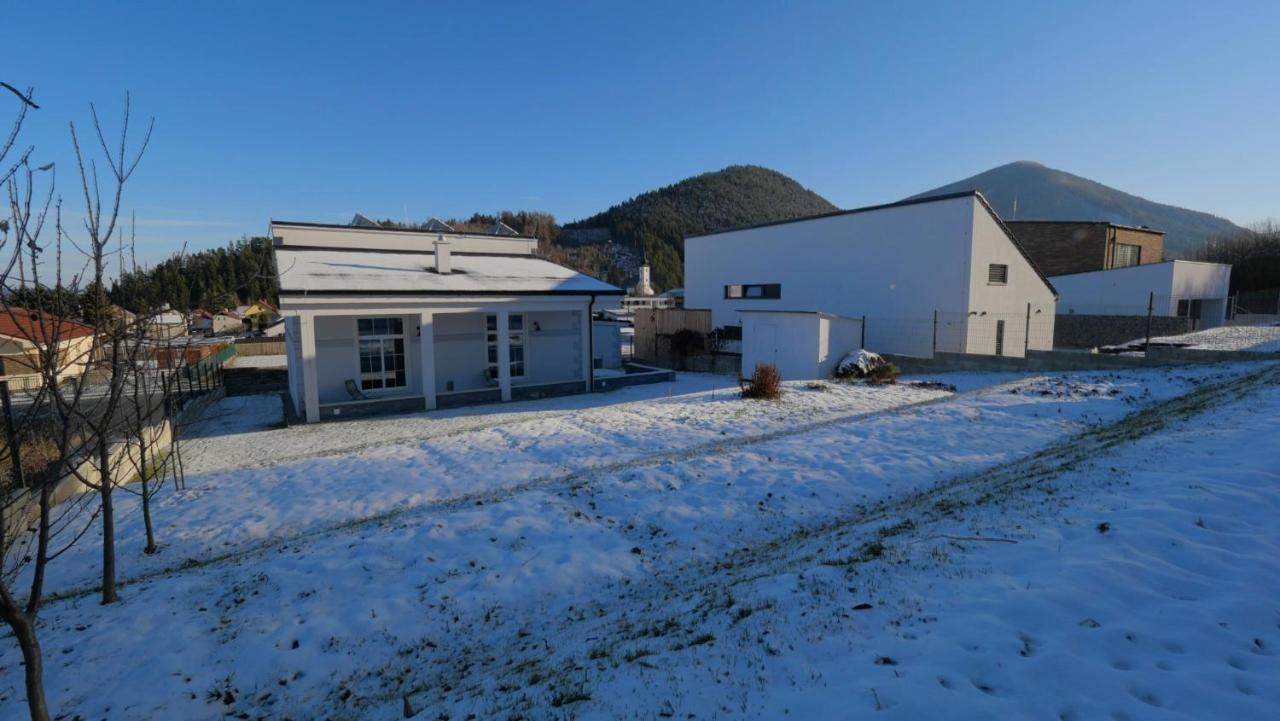 Apartmánový dom s vírivkou, Pod Sečnom, Liptovský Ján Villa Liptovský Mikuláš Esterno foto